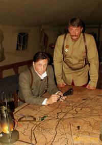 Кадр Господа офицеры: Спасти императора