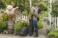 Кадр Немножко женаты