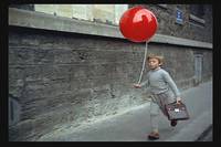 Кадр Красный шар