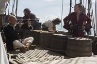 Кадр Череп и кости