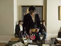 Кадр Элвис и Никсон