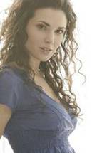 Лаура Меннелл фото