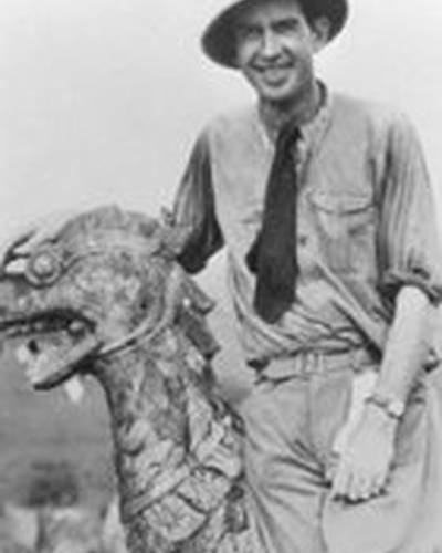 Эрнест Б. Шодсак фото