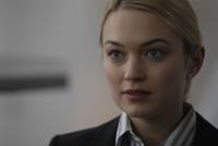 Кадр Холлэм Фоу