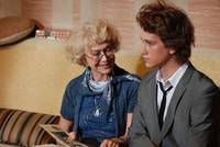 Кадр Поцелуй сквозь стену