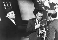 Кадр Доктор Стрейнджлав, или Как я научился не волноваться и полюбил атомную бомбу