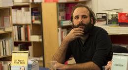 Кадр из фильма "Двойные жизни " - 2