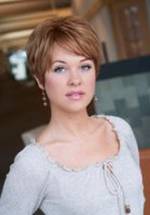 Кристен Мари Халлинджер фото