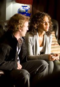 Кадр Быть человеком