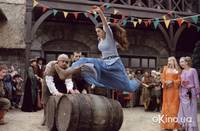 Кадр Заколдованная Элла