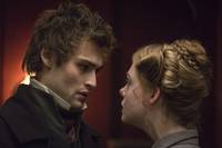 Кадр Мэри Шелли и монстр Франкенштейна 