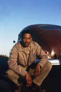 Кадр Дьявол в голубом платье