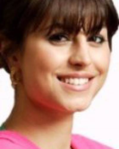 Зара Ахмади фото