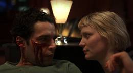 Кадр из фильма "Пирсинг" - 2