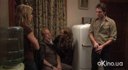 Кадр из фильма "Ночь живых мертвецов 3D" - 2