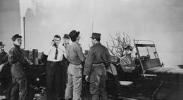 Кадр из фильма "Ночь, когда взорвался мир" - 2