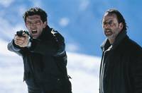 Кадр Багровые реки