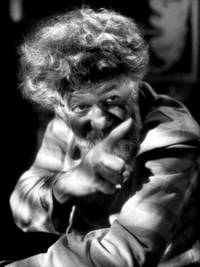 Кадр Будю, спасенный из воды