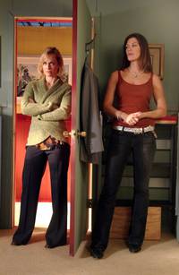 Кадр Женщины в беде