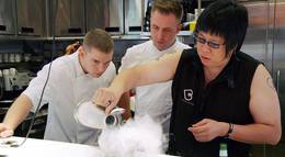 Кадр из фильма "Guerilla Köche" - 2