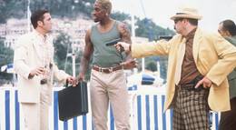 Кадр из фильма "Суперагент Саймон" - 2