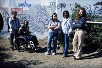 Кадр Малкольм в центре внимания