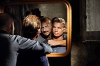 Кадр Материк