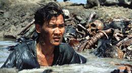 Кадр из фильма "Поля смерти" - 2