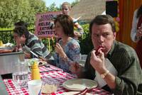 Кадр Малкольм в центре внимания