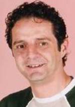 Йылмаз Тюзюн фото