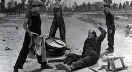 Кадр из фильма "Забытые" - 2