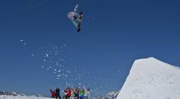 Кадр из фильма "Как выйти замуж за миллиардера" - 2