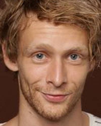 Джонни Льюис фото