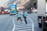 Кадр Сестра