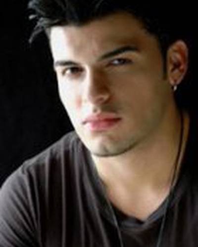 Карлуччи Уайент фото