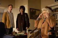 Кадр Малкольм в центре внимания