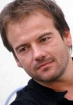 Стефани Хенон фото