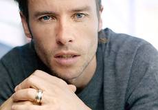 Гай Пирс «уравнится» с Кристен Стюарт и Николасом Холтом