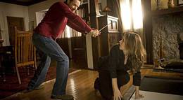 Кадр из фильма "Говорящая с призраками" - 1