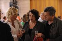 Кадр Chez nous c'est trois!