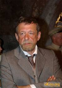 Кадр Господа офицеры: Спасти императора