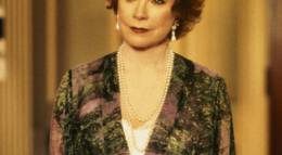 Кадр из фильма "Миссис Уинтерборн" - 2