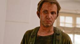 Кадр из фильма "В краю крови и меда" - 1