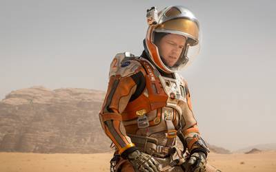 Премьера «Марсианина»: что надо знать о главном сай-фае сезона
