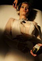 Софи Саттон фото