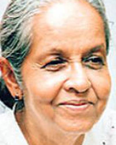 Ирангэни Серасинг фото