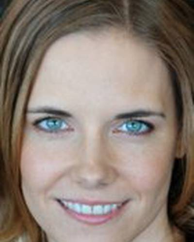 Jana Voosen фото