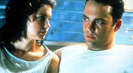 Кадр из фильма "Саранча" - 1