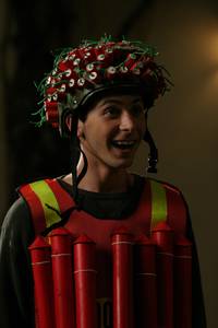 Кадр Малкольм в центре внимания