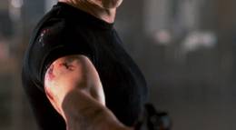 Кадр из фильма "Колония" - 2